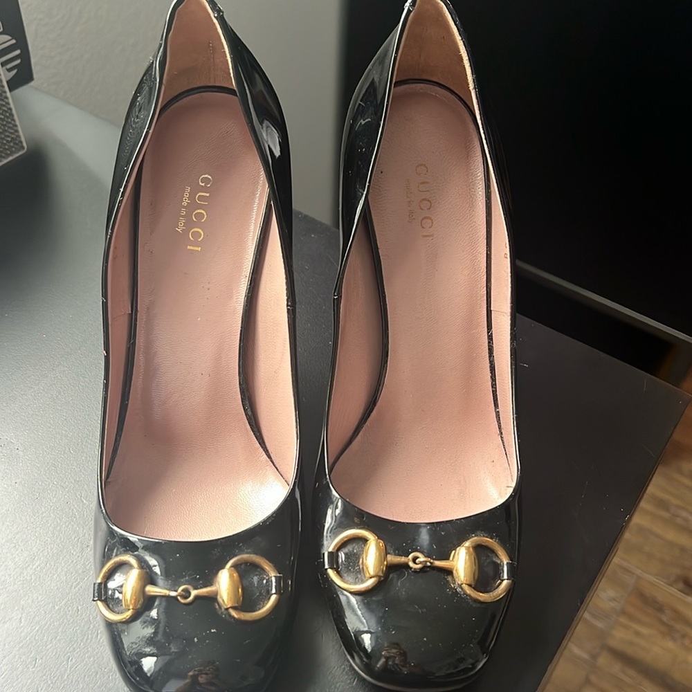 Gucci Black Patent Leather Jolene Horsebit Pumps Heels women size 38